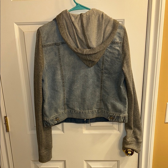Mudd Denim Jacket with Gray Sleeves - Picture 3 of 4